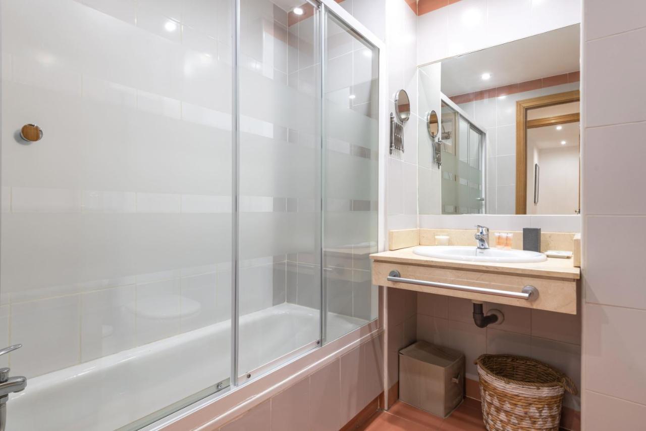 2 Bedrooms 2 Bathrooms Furnished - Malsana - With Pool - Mintystay Madrid Luaran gambar